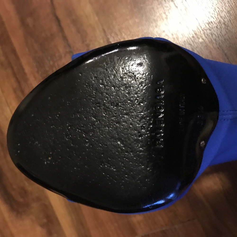 Balenciaga Black and Blue Heel - Picture 6 of 7